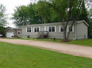 9536 Saint Bernadette Rd, Suring, WI 54174