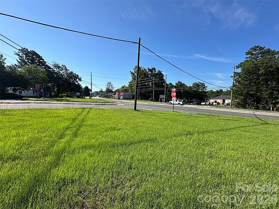 3rd image of 930 Us Highway 74 W