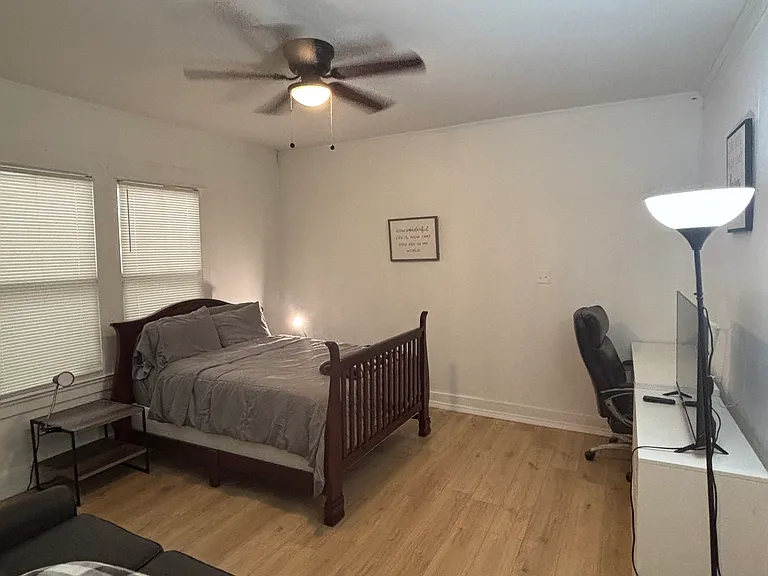 2035 Madison Ave — Photo 10