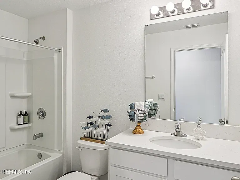 2287 Shady Breeze Ln — Photo 13