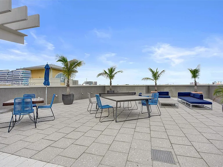 3250 NE 1st Ave #511 — Photo 34
