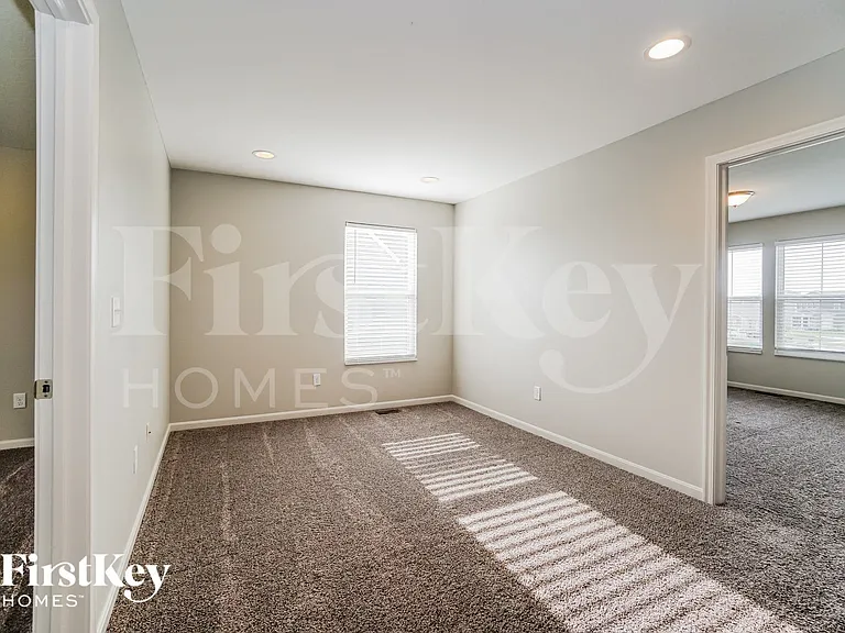 5 Hemingway Ave — Photo 10