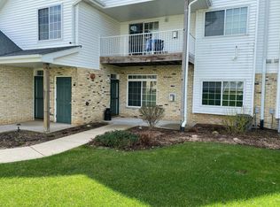 4238 Taylor Hbr W UNIT 7, Racine, WI 53403