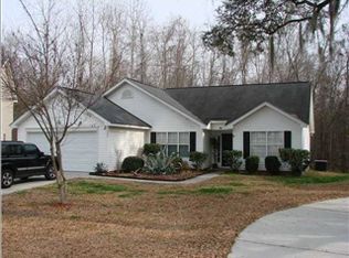 208 Hawkridge Pl, Goose Creek, SC 29445