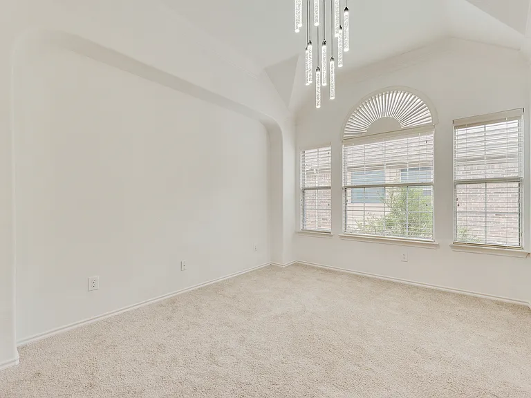 608 Regency Trl — Photo 24