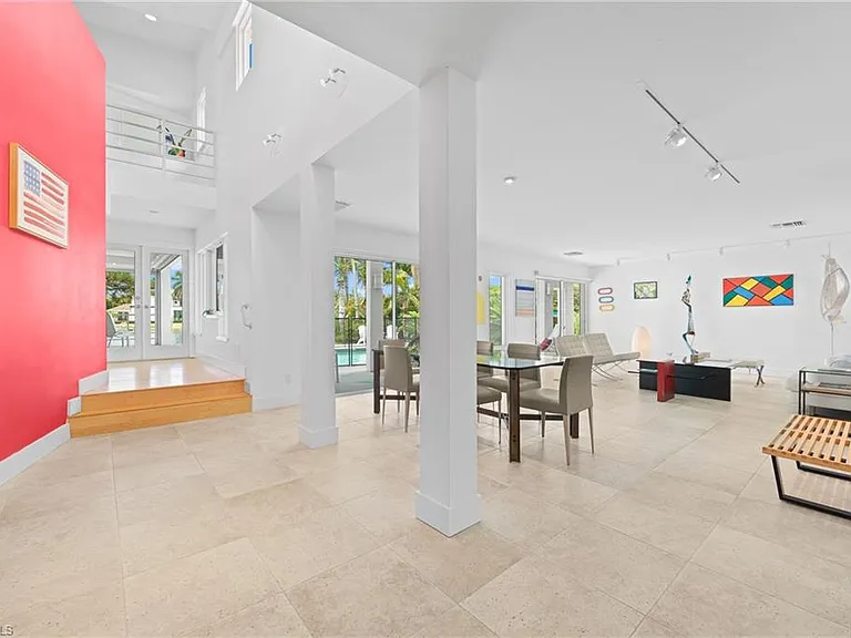 536 Turtle Hatch Rd — Photo 3