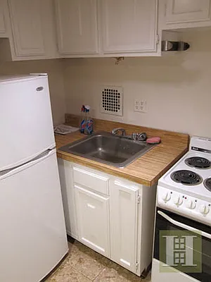 Rented by Halstead Real Estate | media 30