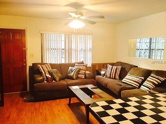 5th image of 5225 Wood Cir W
