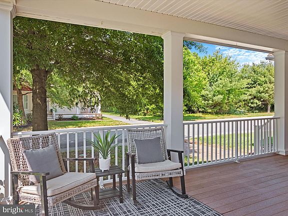 5th image of 30106 Pelican Beach Cir