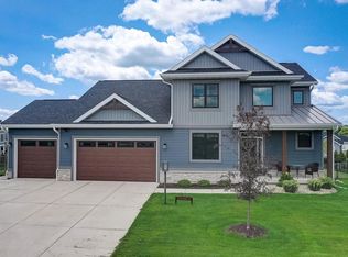 1612 Goose St, Sun Prairie, WI 53590
