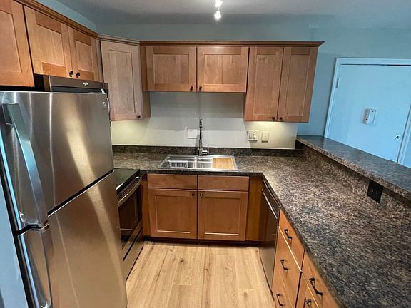 2nd image of 5539 E Lake Dr