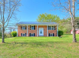 6434 Clapboard Ln, Hiwassee, VA 24347