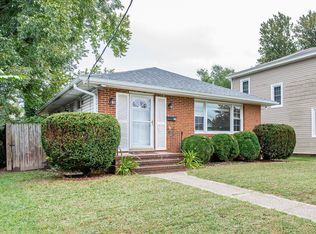 813 Lafayette Ave, Colonial Heights, VA 23834