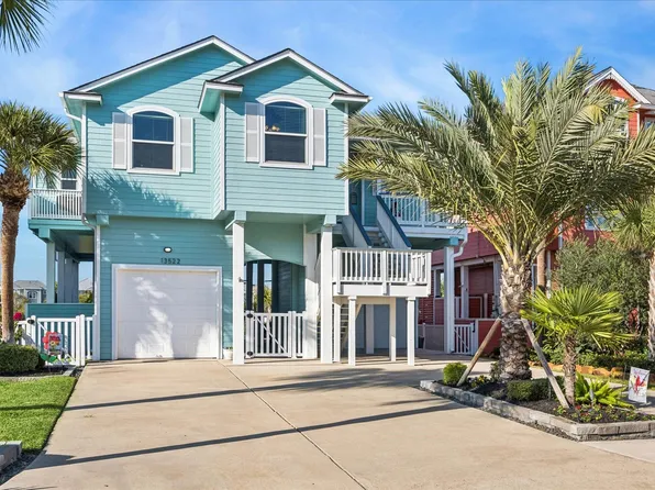 13522 Windlass Cir, Galveston, TX 77554