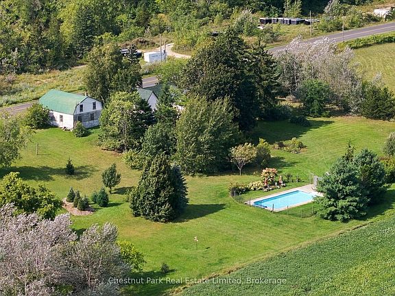 3rd image of 265 Ridge Rd