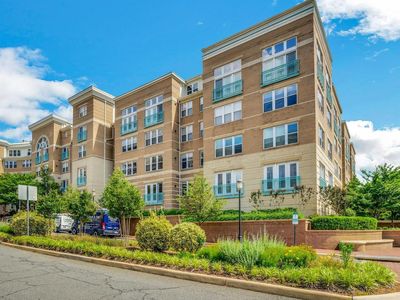 12001 Market St #106, Reston, VA, 20191