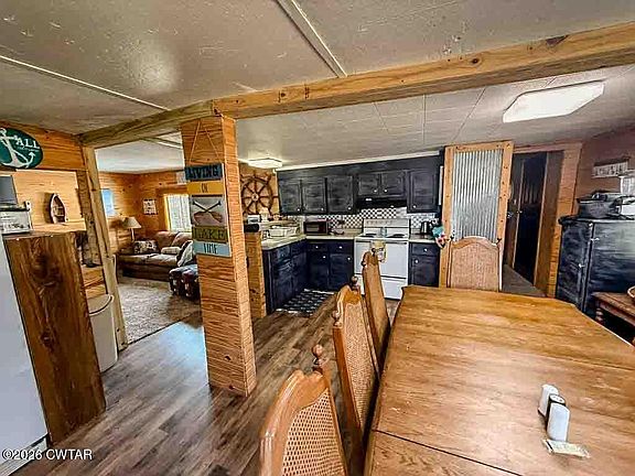 4th image of 375 Belview Rd