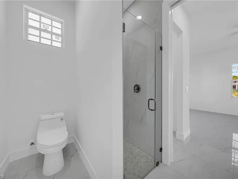 3312 11th St W — Photo 18