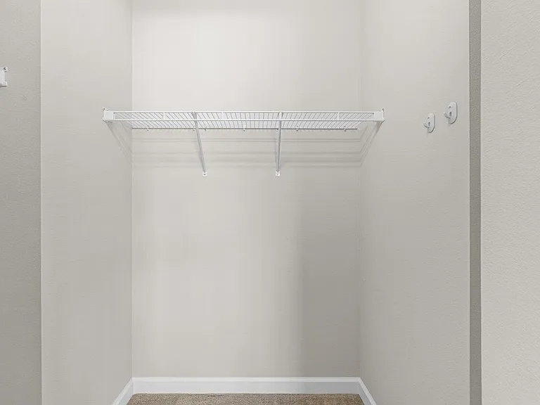 526 Commons Dr — Photo 21