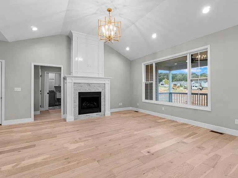 2156 Esker Trail Cpe — Photo 4