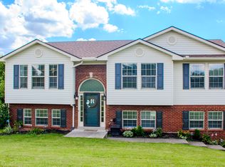 122 Saddle Brook Cir, Berea, KY 40403