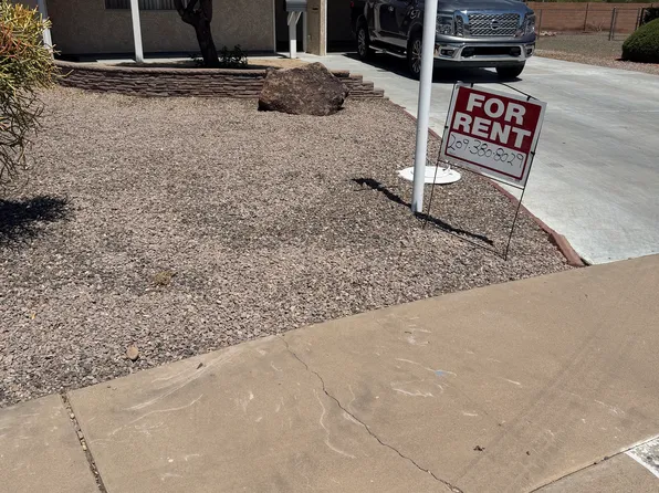 9916 W Hope Cir N, Sun City, AZ 85351