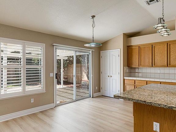 5th image of 1345 Avenida Alvarado