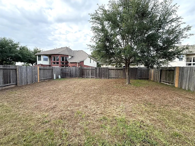 26430 Richwood Oaks Dr — Photo 29