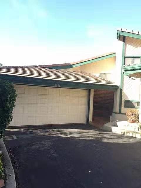 1st image of 2329 E Greenview Dr