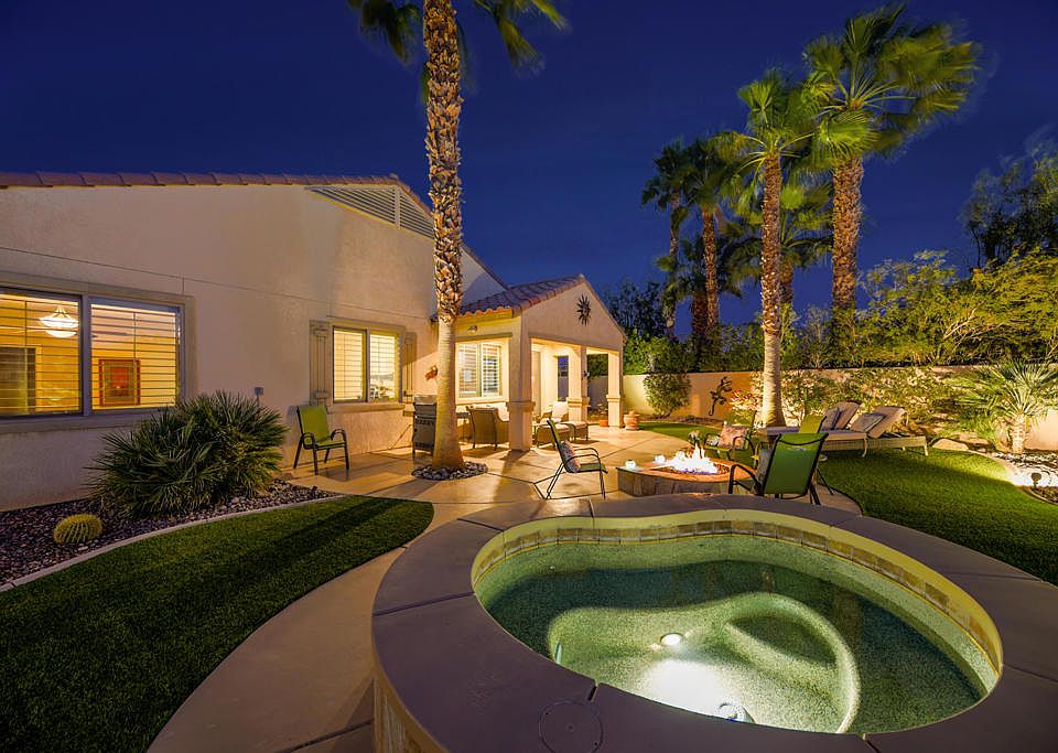 1st image of 81175 Avenida Graneros