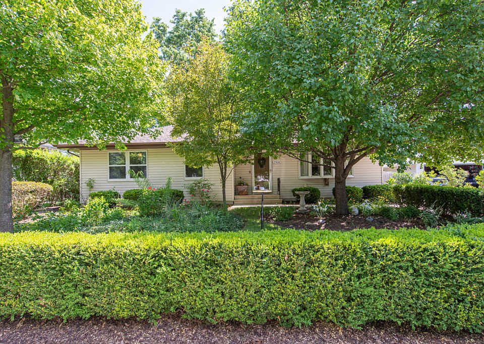 1st image of 2506 John Bourg Dr
