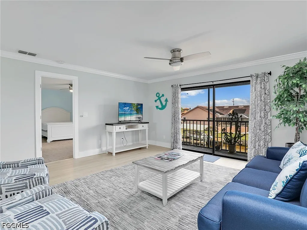 2 bed, 2.0 bath, 1198 sqft, $1,750 — Photo 1