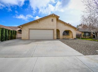 3542 W Avenue J14, Lancaster, CA 93536