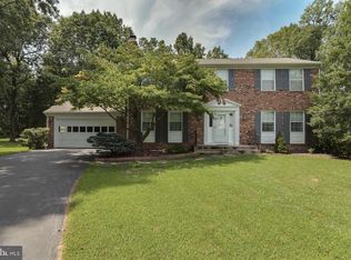 15052 White Post Ct, Centreville, VA 20121