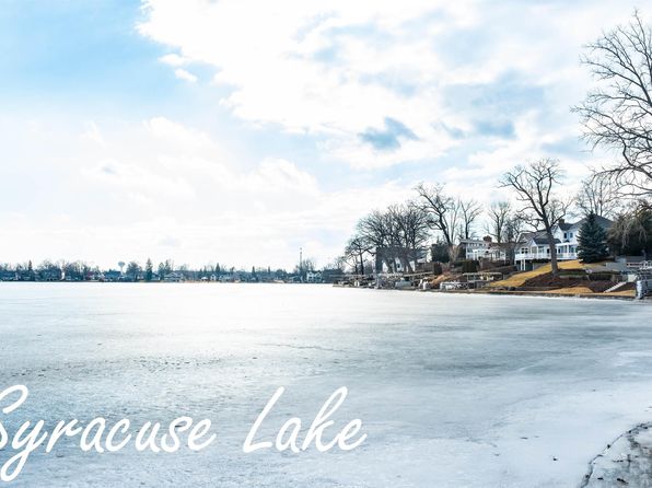 843 E Northshore Dr, Syracuse, IN 46567