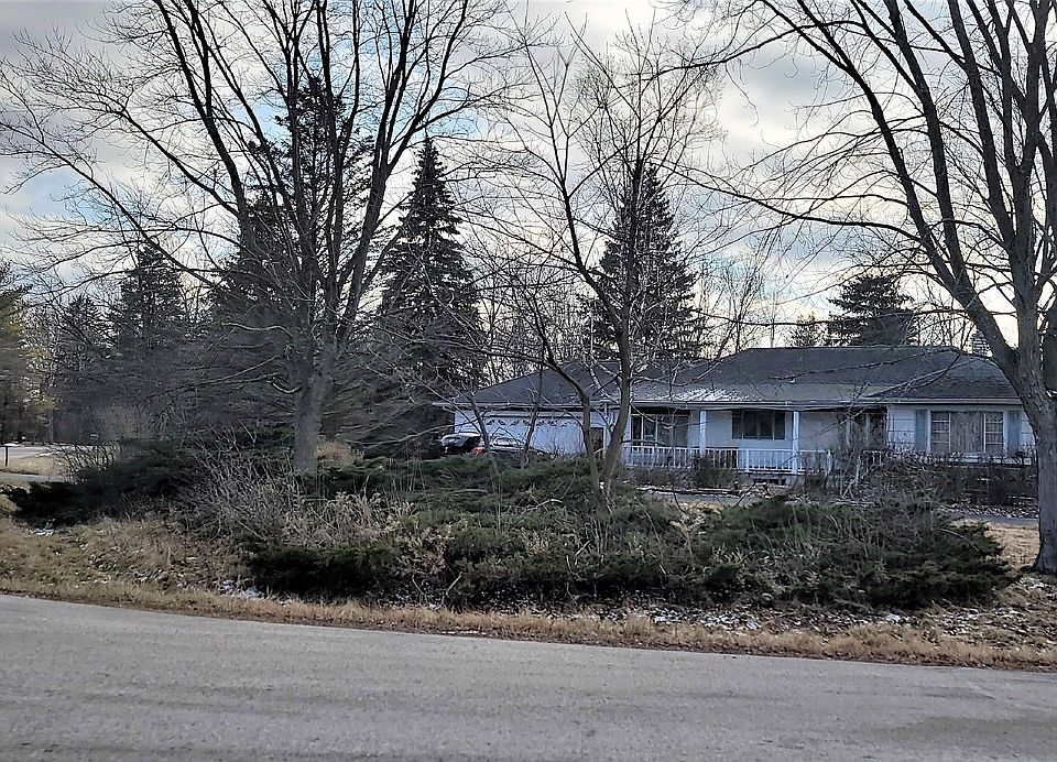 11605 N Hillside Ln, Mequon, WI 53092 Zillow