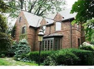 21685 Avalon Dr, Rocky River, OH 44116