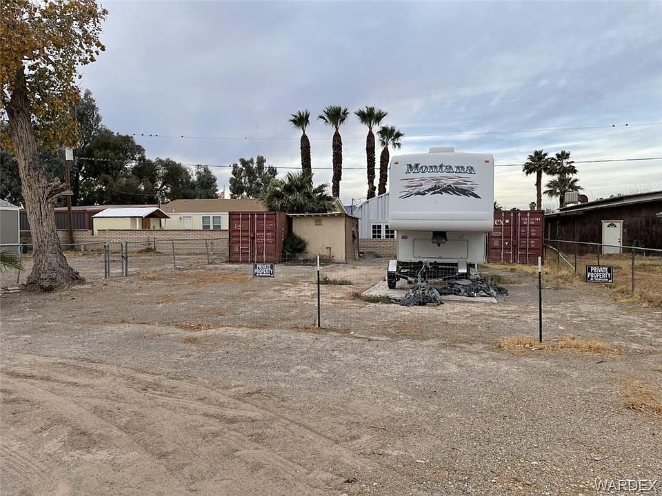 1st image of 573 E King Way