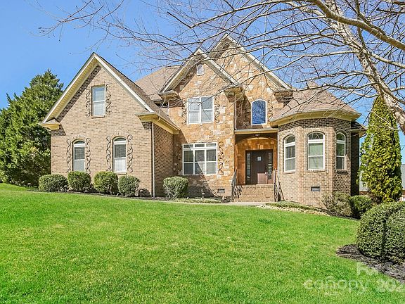 3rd image of 1125 Bugle Ln