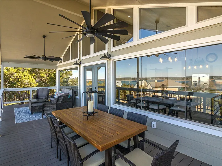 1526 Lakeside Dr W — Photo 24