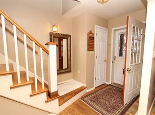 9 Frederick Dr, Saratoga Springs, NY 12866