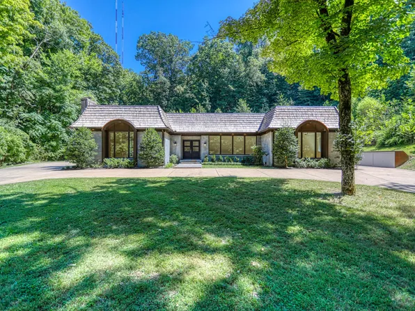 5996 Andover Dr, Nashville, TN 37215