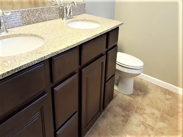 4977 Glen Springs Dr — Photo 8