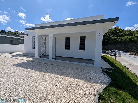 2nd image of 4 Calle Lomas Del Shl