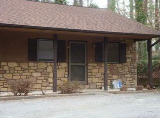 35 Unity Ct, Etowah, NC 28729