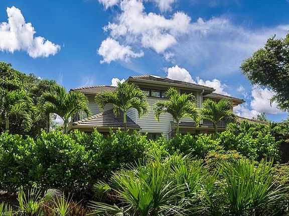 2nd image of 561 Gulf Park Dr