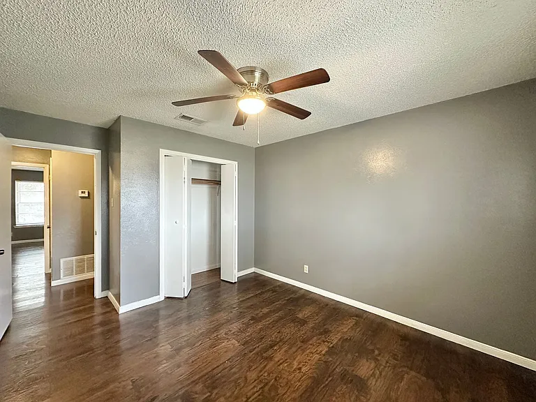 2108 Acron Dr — Photo 25