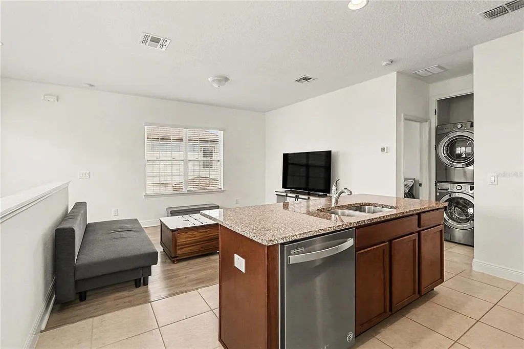 1 bed, 1.0 bath, 578 sqft, $1,650 — Photo 4