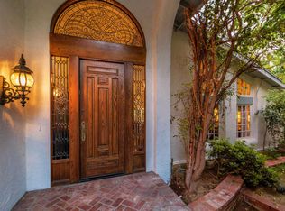 4618 Winnetka Ave, Woodland Hills, CA 91364