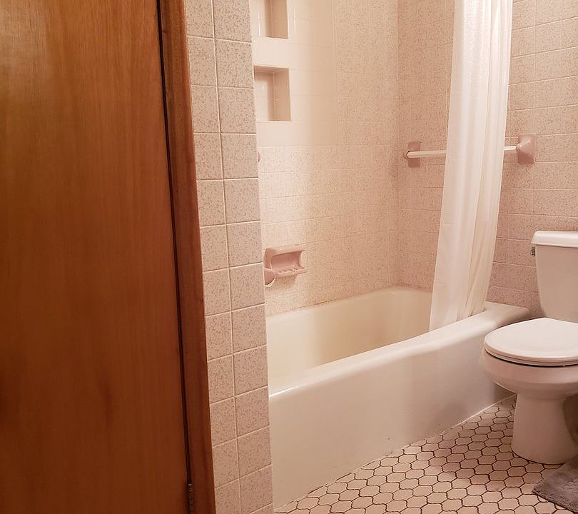 1st image of 1426 Bainbridge St